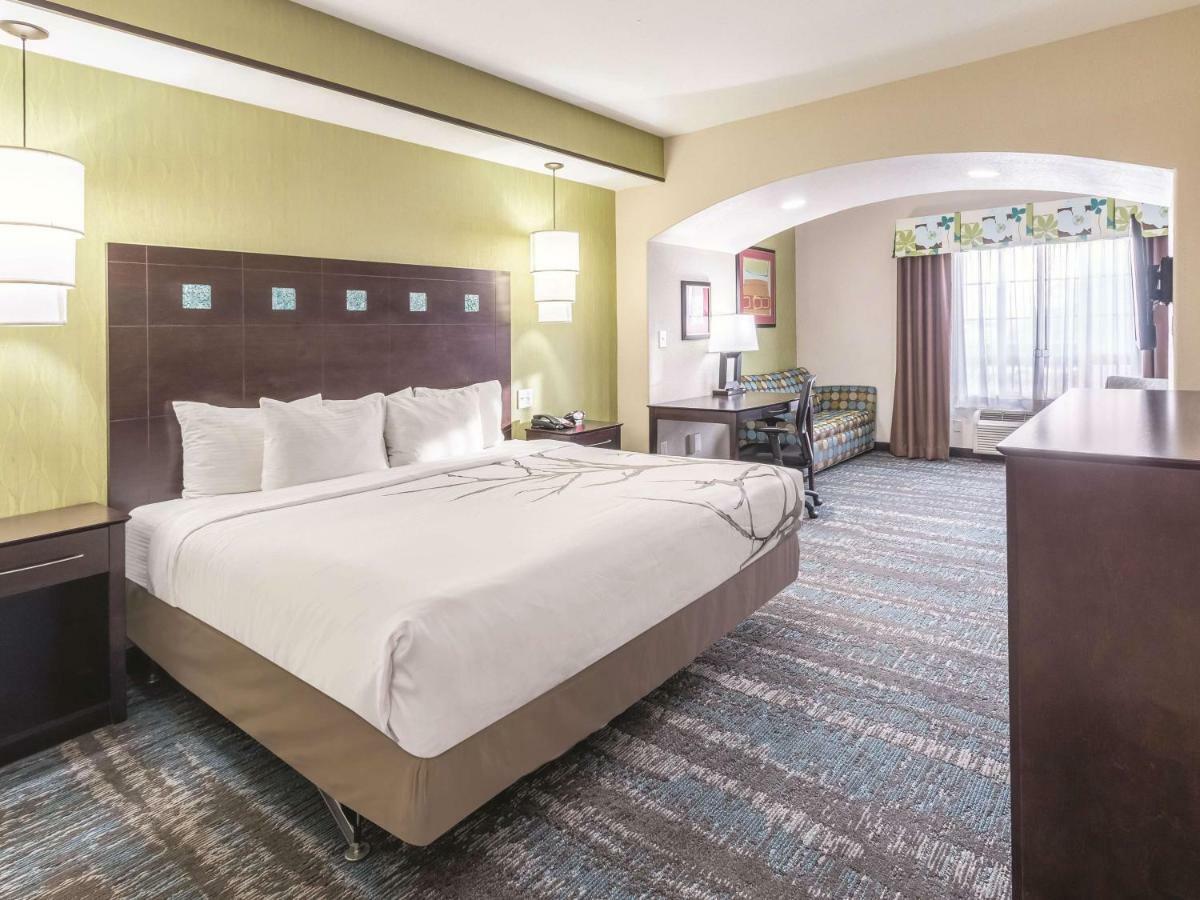 La Quinta By Wyndham Dallas Grand Prairie South Hotel Екстериор снимка